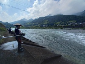 釜の口堰下