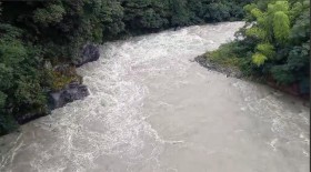 7.14　東宮194号側